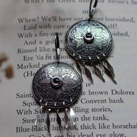 Alissandre, leaves earrings in silver and pink zircon