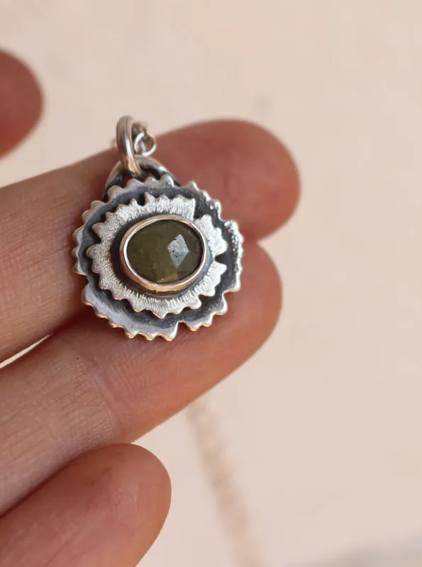 Almond green primrose, flower necklace in silver and green sapphire