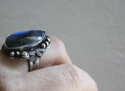 Another moonlight serenade, nocturnal music ring in sterling silver and labradorite