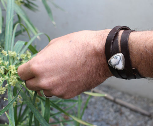Ansfried, peace and victory bracelet in silver, brass, leather and rhodonite