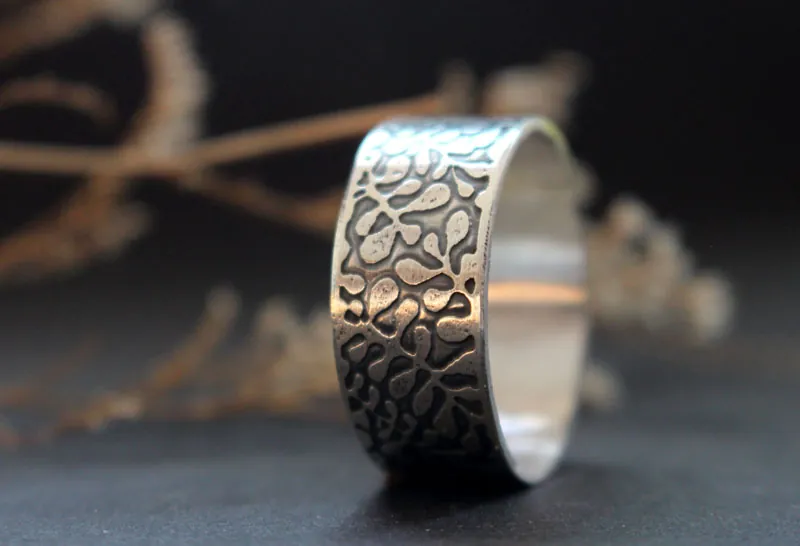 Aquatic ballet, seaweed ring in sterling silver