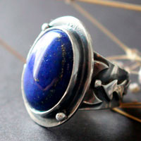 Autumn equinox, moon leaf ring in silver and lapis lazuli