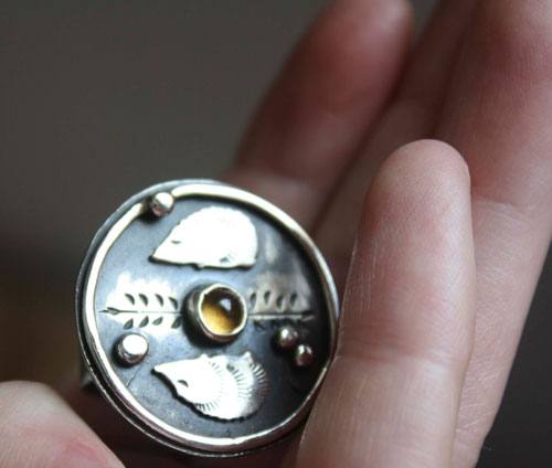 Autumn hedgehog, animal totem ring in silver and citrine