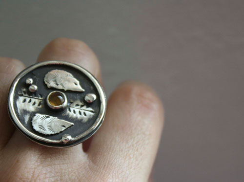Autumn hedgehog, animal totem ring in silver and citrine