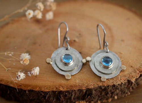Azure sun, escape earrings in silver, gold and blue zircon