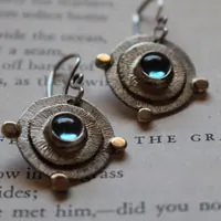 Azure sun, escape earrings in silver, gold and blue zircon