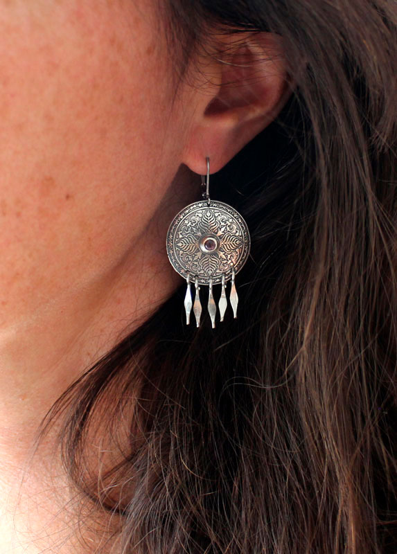 Alissandre, leaves earrings in silver and pink zircon