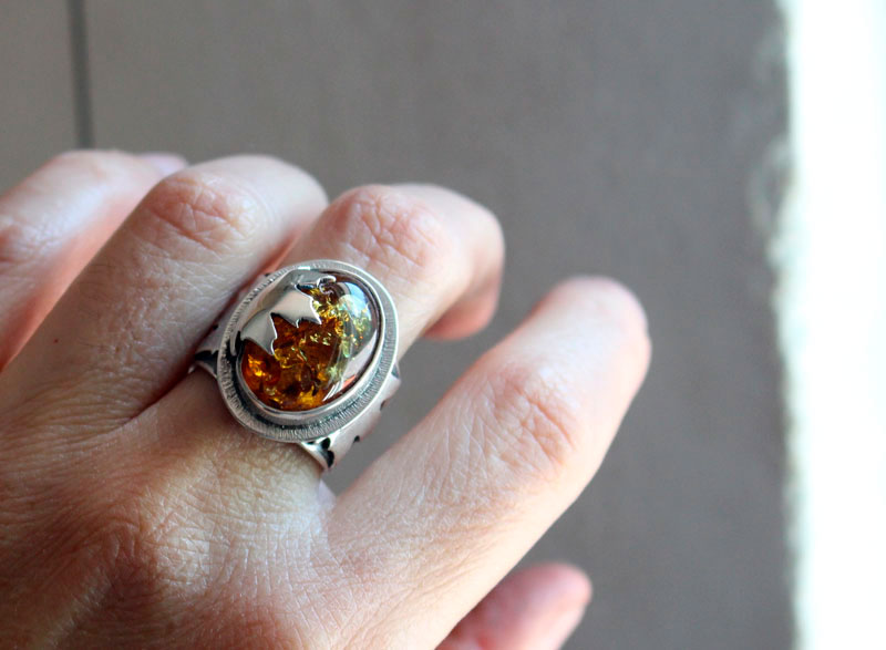 Amber leaf, maple leaf ring in silver and amber