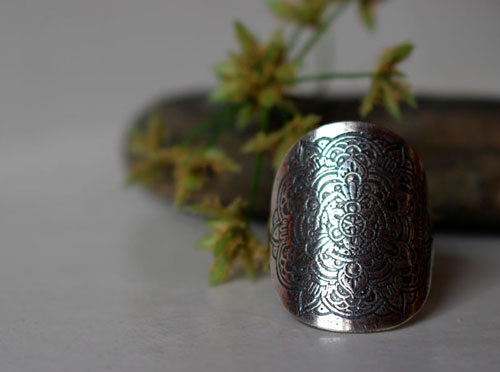 Anoki, flower mandala ring in sterling silver