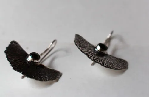 Biloba, ginkgo leaf earrings in silver and peridot