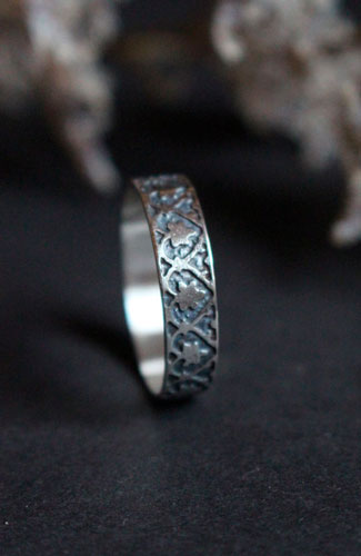 Bindweed, Medieval botanical ring in sterling silver