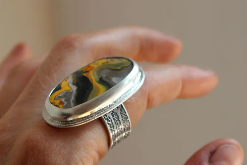 Breath of the earth, mother-earth ring in silver and bumblebee jasper