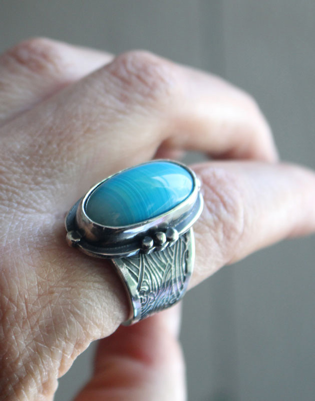 Between the sky and the sea, nautical ring in silver and blue agate