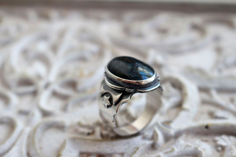 Between the stars and the moon, astronomical ring in silver and moss agate