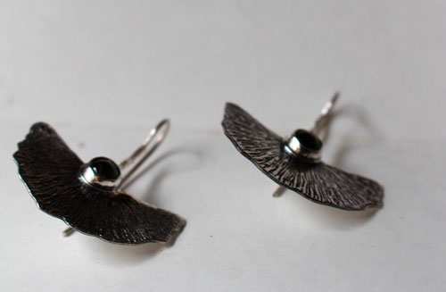 Biloba, ginkgo leaf earrings in sterling silver and peridot