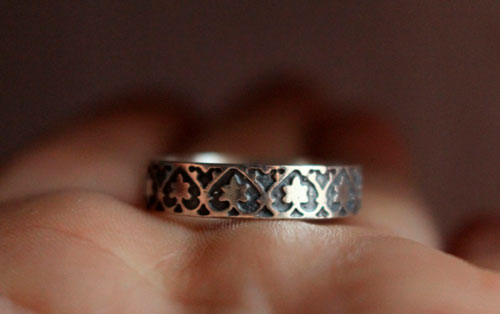 Bindweed, trilobed plant ring in sterling silver