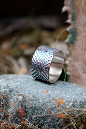 Boomerang, chevron and arrow ring in sterling silver