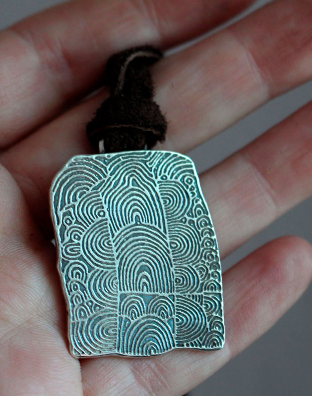 Cairn of Gavrinis, Neolithic engraved stone with spirals necklace in silver