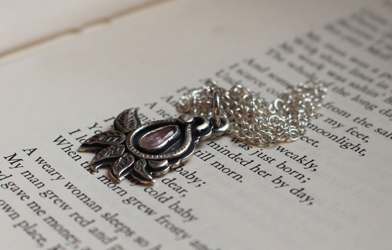 Cashmere leaf, botanical necklace in silver and pink sapphire