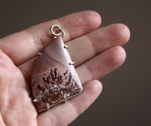 Chiricahua, Native American tribe pendant in silver and Apache rhyolite