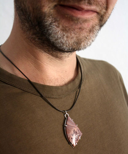 Chiricahua, Native American tribe pendant in silver and Apache rhyolite