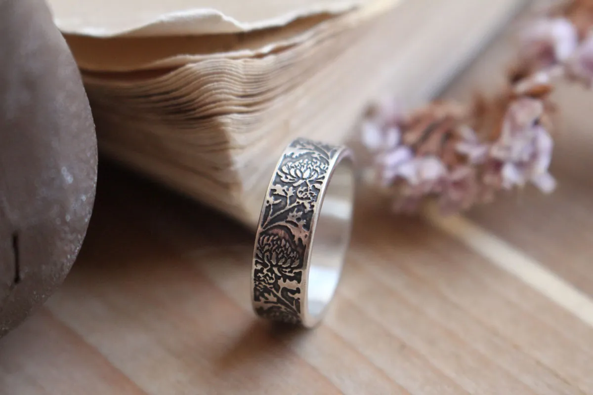 Chrysanthemum, sun flower ring in silver