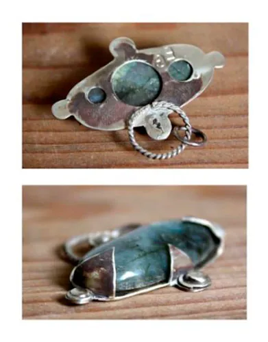 Compass rose, Viking compass pendant in silver and labradorite
