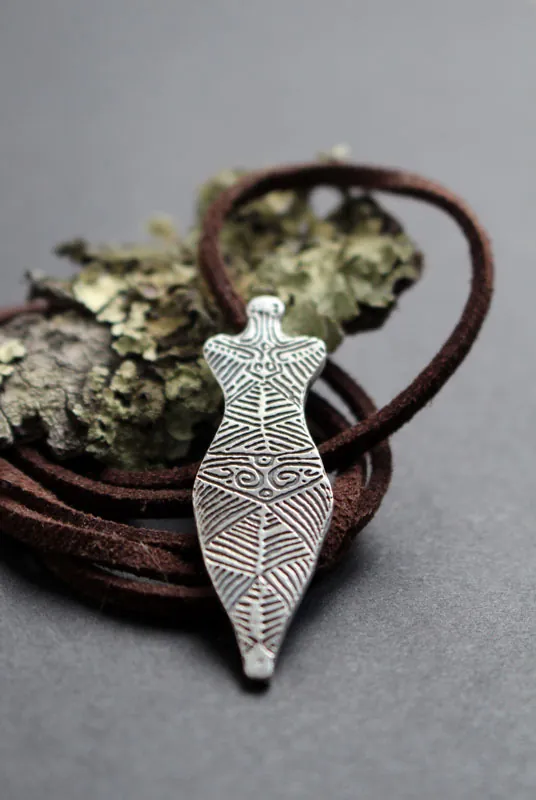 Cucuteni Venus, neolithic mother goddess necklace in silver