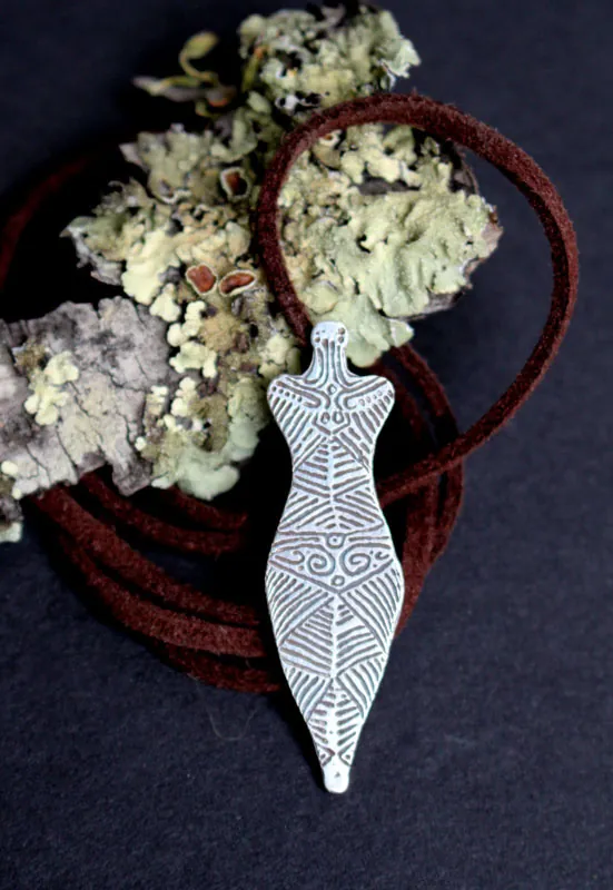 Cucuteni Venus, neolithic mother goddess necklace in silver