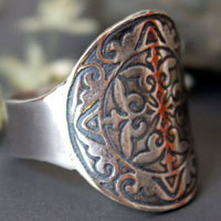 Cassius, medieval shield ring in sterling silver