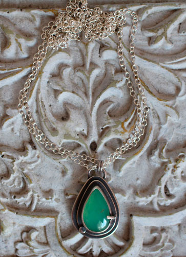 Chrysoprase teardrop, romantic necklace in silver and chrysoprase