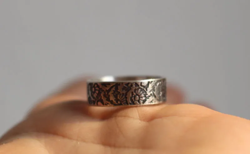 Daisy, flower ring in sterling silver