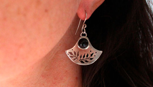 Dark flower, tribal earrings in sterling silver and onyx