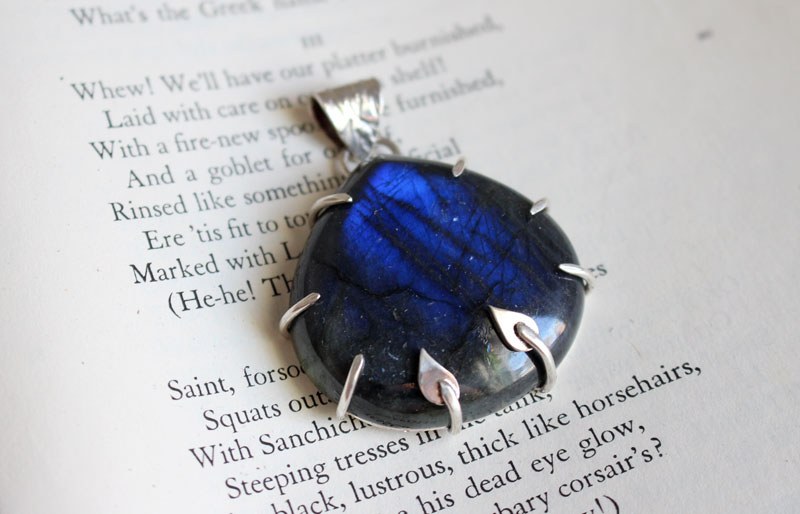 Dawn’s bloom, aurora pendant in silver and labradorite