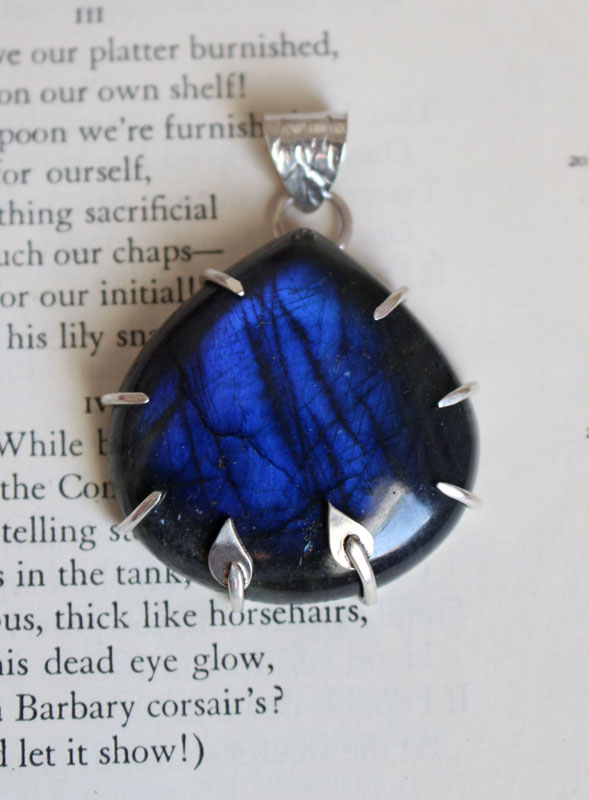 Dawn’s bloom, aurora pendant in silver and labradorite