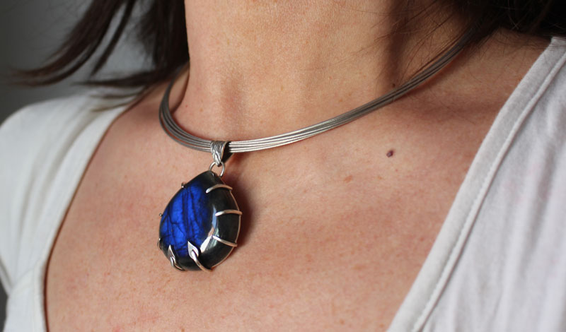 Dawn’s bloom, aurora pendant in silver and labradorite