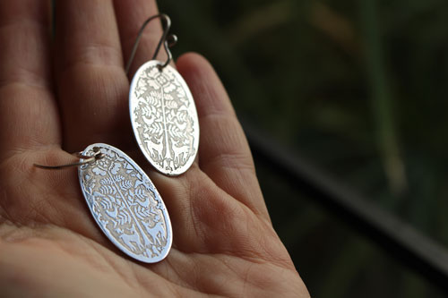 Deer in the early morning, Mexican Otomi bestiary earrings in silver