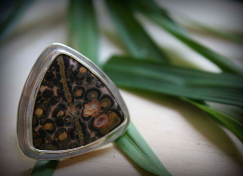 Delta, triangle ring in sterling silver and leopard jasper