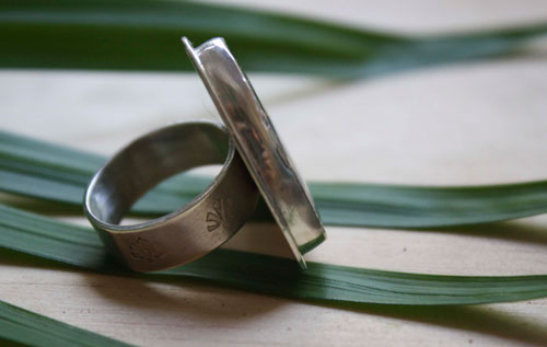 Delta, triangle ring in sterling silver and leopard jasper
