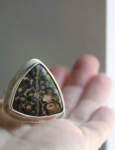 Delta, triangle ring in sterling silver and leopard jasper