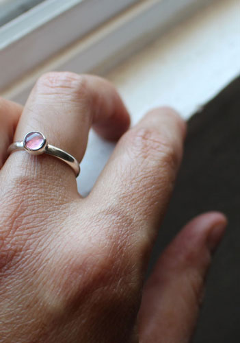Dragée rose, sweet delight ring in silver and pink sapphire