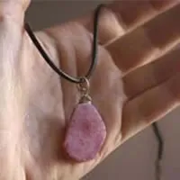 Dragon vein, scale necklace in silver, dragon vein agate and leather cord