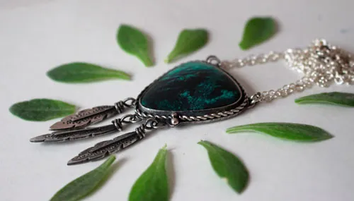 Dreamcatcher, Native American necklace in silver and sonora sunrise