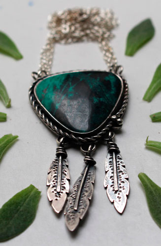 Dreamcatcher, Native American necklace in silver and sonora sunrise