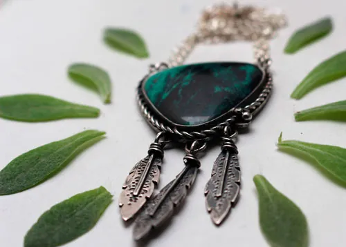 Dreamcatcher, Native American necklace in silver and sonora sunrise