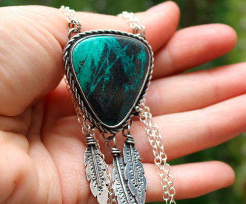 Dreamcatcher, Native American necklace in silver and sonora sunrise