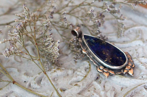 Dusk inflorescence, nocturnal flower pendant in silver and lapis lazuli