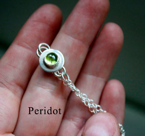 Ekadaura, round bracelet in silver and birthstone (garnet, amethyst, aquamarine, moonstone, onyx, alexandrite, ruby, peridot, sapphire, opal, citrine, turquoise)