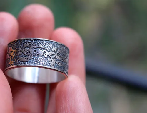 Embroidery, elegant lace ring in sterling silver