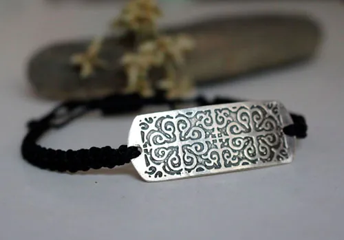 Enguerrand, medieval bracelet in sterling silver and macramé